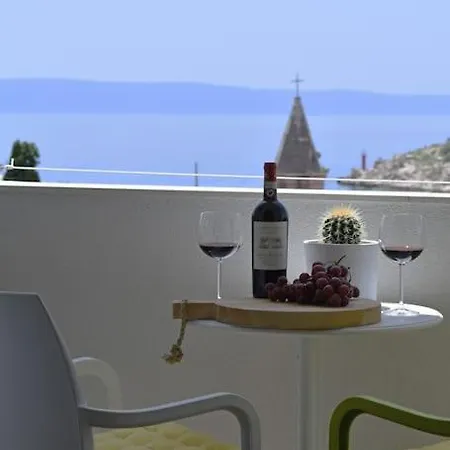 Apartment The View Luxury 2+2 In A Strict Center Makarska